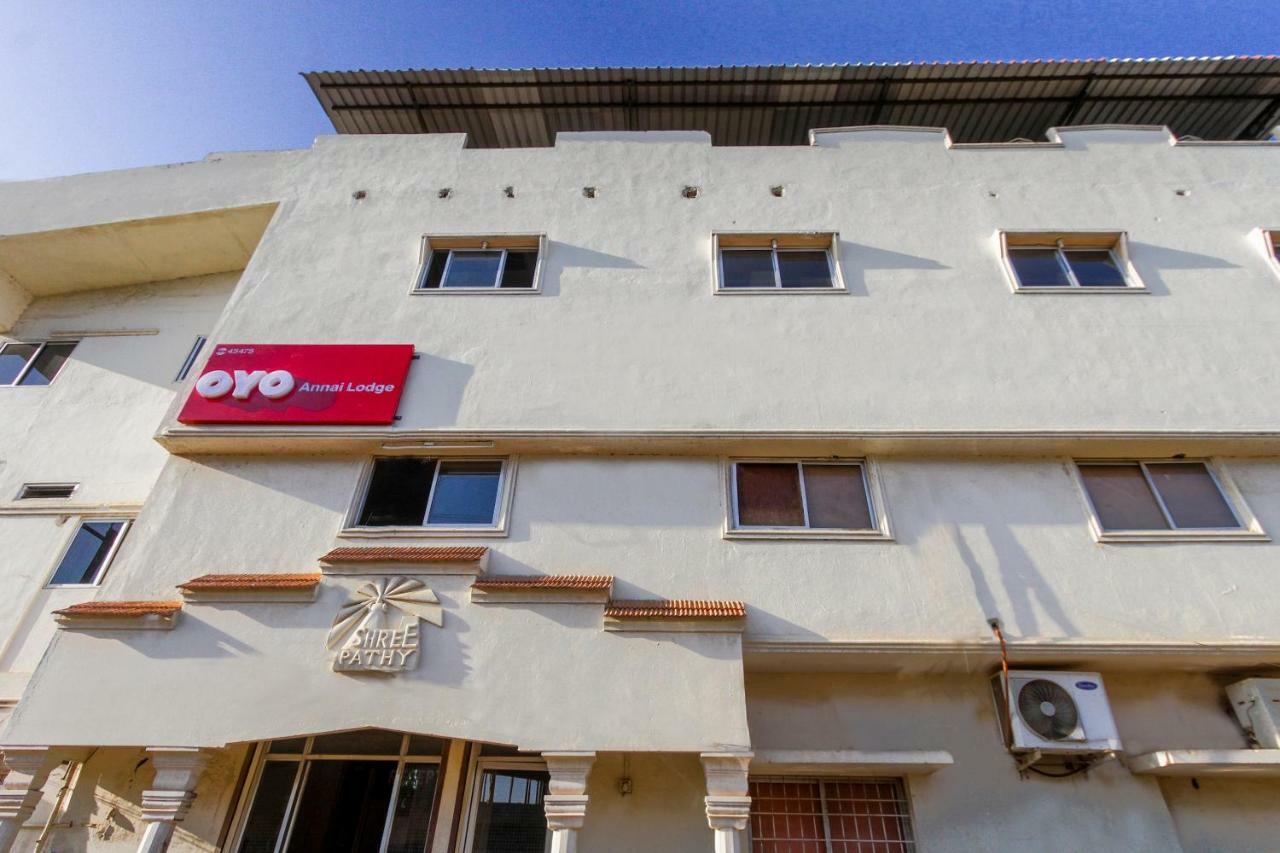 Oyo 45475 Annai Lodge 坦贾武尔 外观 照片